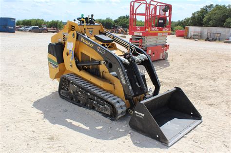 Vermeer S725TX Mini Skid Steer Rental 